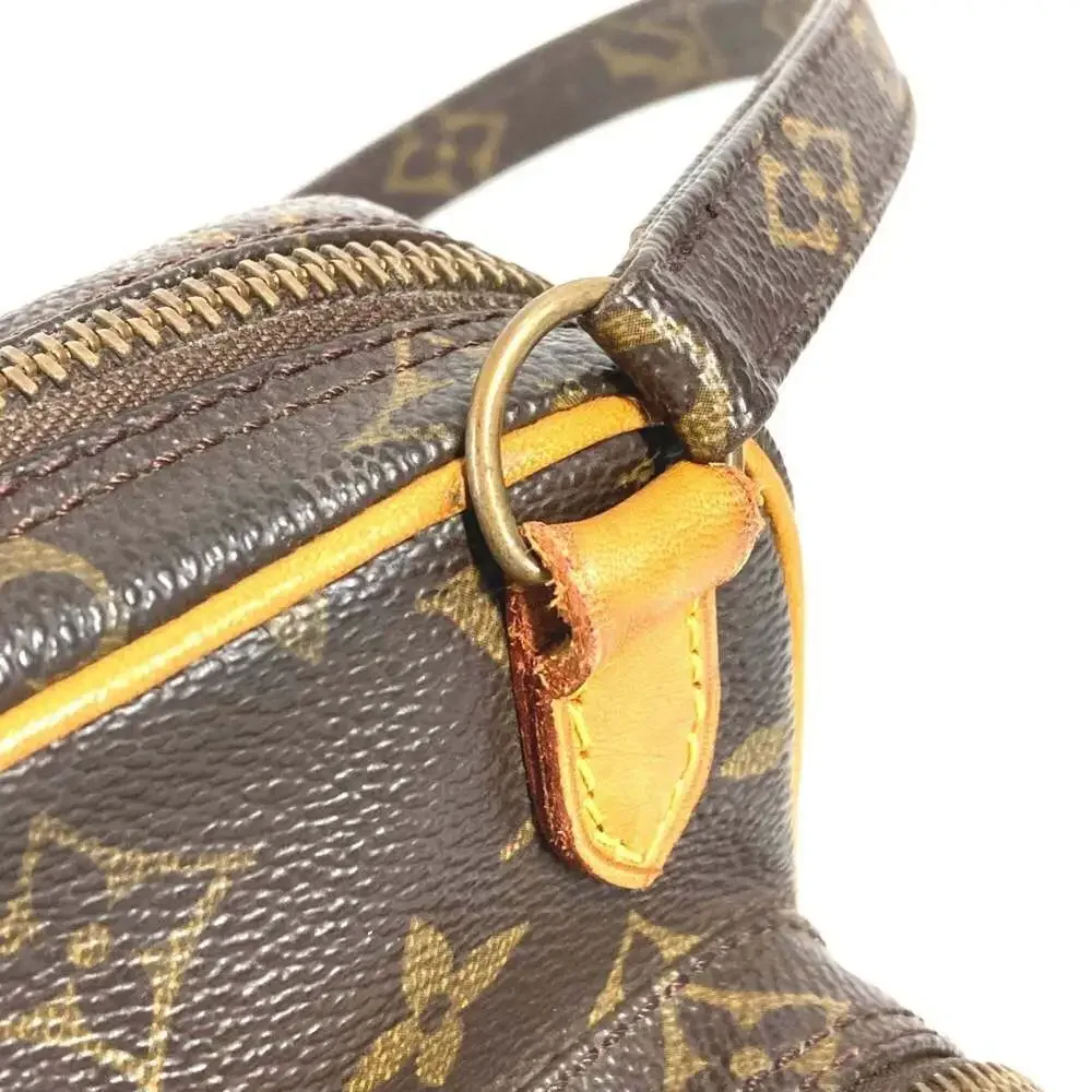 LOUIS VUITTON Authentic Brown Monogram Canvas Pochette Shoulder Bag
